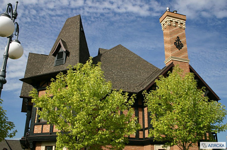 Объект из Гибкая черепица Tegola Nordland Аляска коричневая с отливом