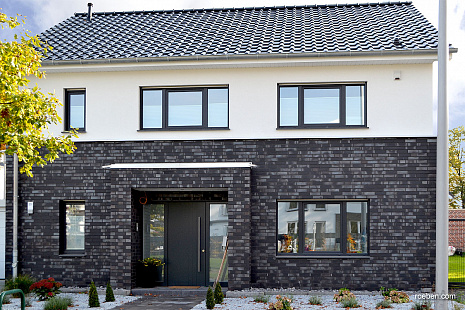 Объект из Керамическая черепица Roben Monza Plus синевато-серый (антрацит)