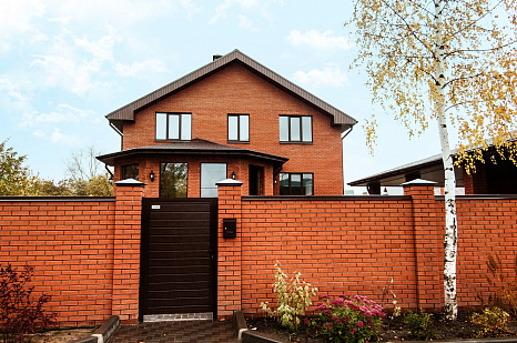 Объект из Облицовочный кирпич Керма Красный Бархат ут. ст.