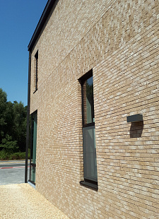 Объект из Кирпич Desta Simpson