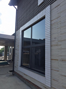 Объект из Глазурованный кирпич StJoris Nuance Brown Linear