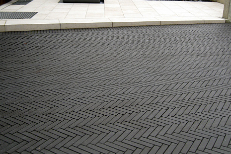 Объект из Клинкерная брусчатка Roben Мощение Roben SCHWABING schwarz-nuanciert, gefast