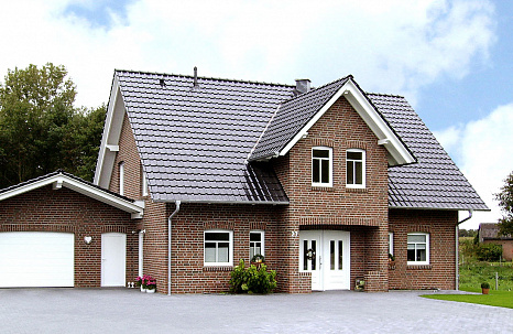 Объект из Керамическая черепица Roben Flandern Plus черная матовая глазурь