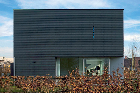 Объект из Кирпич Roben FARO черный с оттенком, гладкий