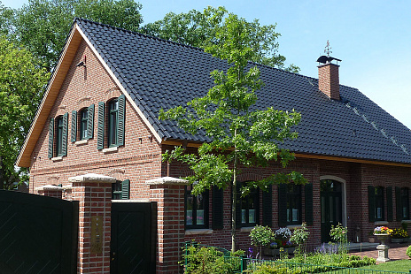 Объект из Керамическая черепица Roben Bornholm черная матовая глазурьч