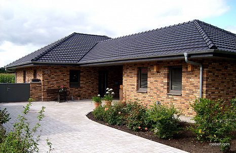 Объект из Керамическая черепица Roben Rheinland  синевато-серый (антрацит)