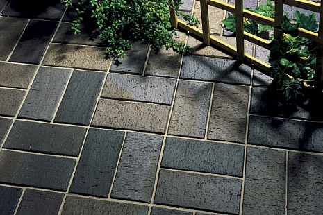 Объект из Клинкерная брусчатка Roben Мощение Roben SCHWABING schwarz-buntgeflammt, gefast