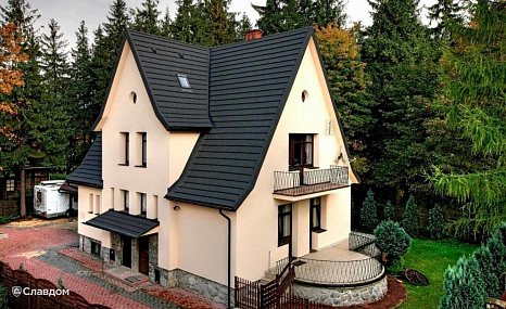 Объект из Композитная черепица AeroDek Композитная черепица рядовая AeroDek Robust цвет Черный бриллиант