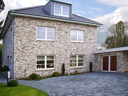 Объект из Кирпич ручной формовки Roben GEESTBRAND скалисто серый