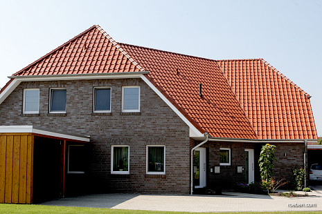 Объект из Керамическая черепица Roben Flandern Plus красный ангобированный