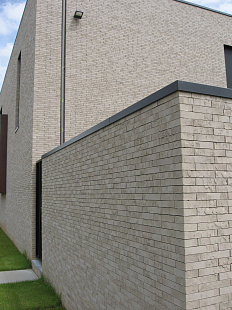 Объект из Кирпич Desta Policarpo