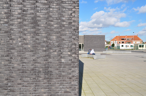 Объект из Кирпич Desta Gita