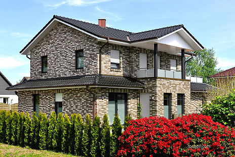 Объект из Керамическая черепица Roben Flandern Plus черная матовая глазурь