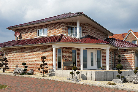 Объект из Керамическая черепица Roben Flandern Plus Кайенский блестящий ангоб