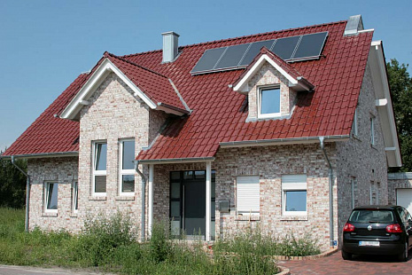 Объект из Керамическая черепица Roben Flandern Plus Кайенский блестящий ангоб