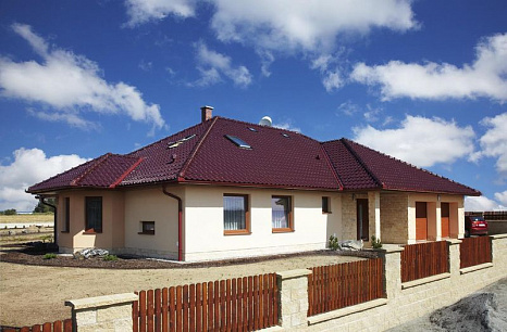 Объект из Керамическая черепица Tondach САМБА Глазурь Амадеус вишневая