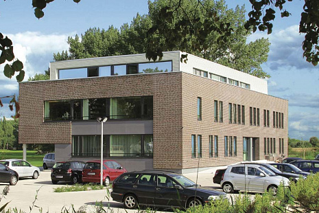 Объект из Клинкерный кирпич Roben ACCUM сине-коричневый