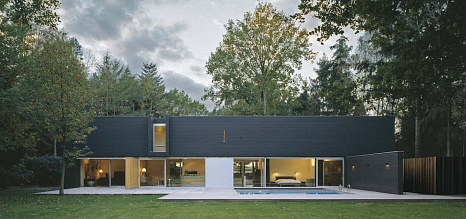 Объект из Кирпич Roben FARO черный с оттенком, гладкий