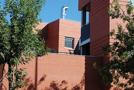 Объект из Клинкерный кирпич Ceramicas Mora GRES ROJO LISO